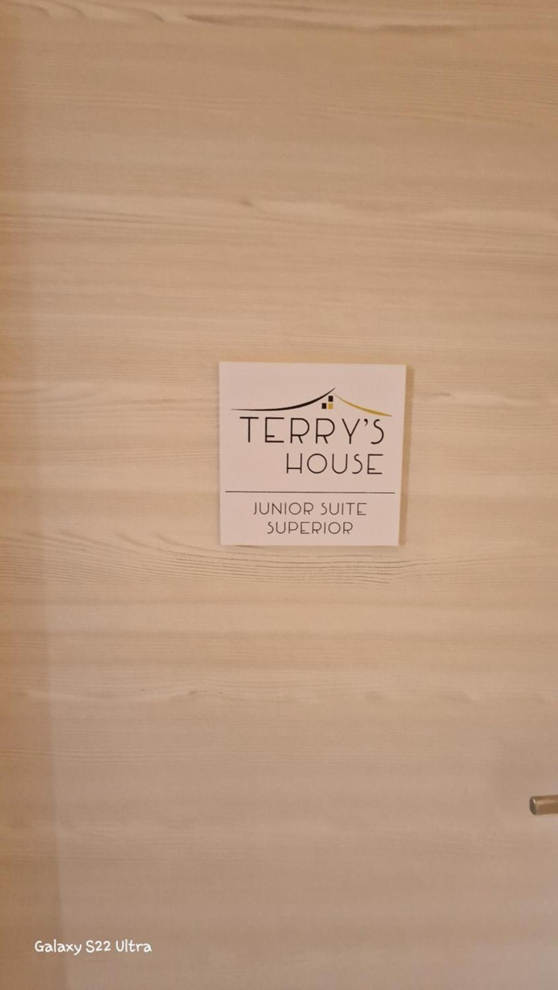 Terry'S House Hotel Nuoro  Luaran gambar