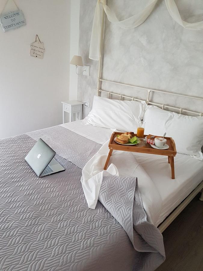 Terry'S House Hotel Nuoro  Luaran gambar